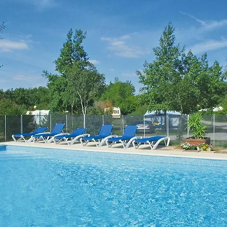 Campsite Camping De Gourjade 3*