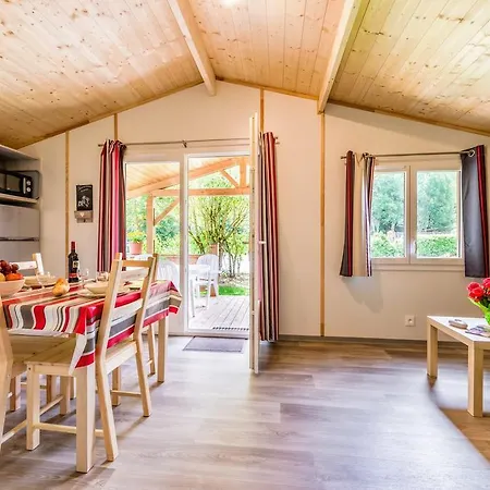 Camping De Gourjade 3*